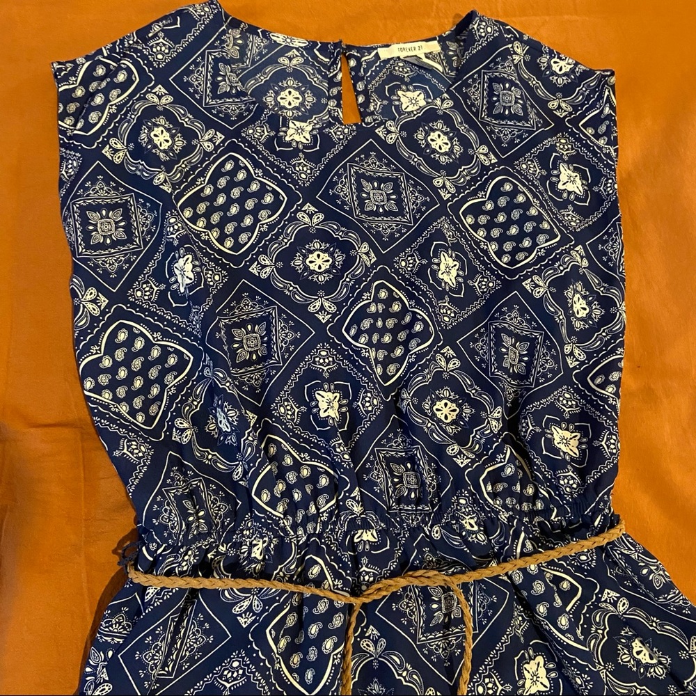 Dress - Picture 3 of 12